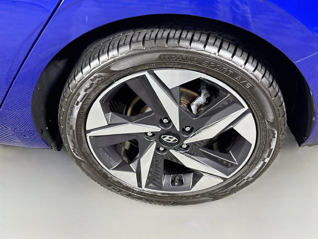 Certified 2023 Hyundai Elantra SEL w/ Convenience Package FWD image 33