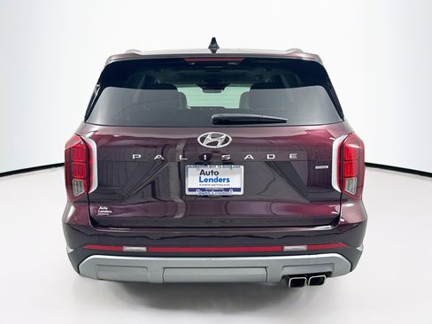 Used 2023 Hyundai Palisade Limited w/ Winter Package image 6