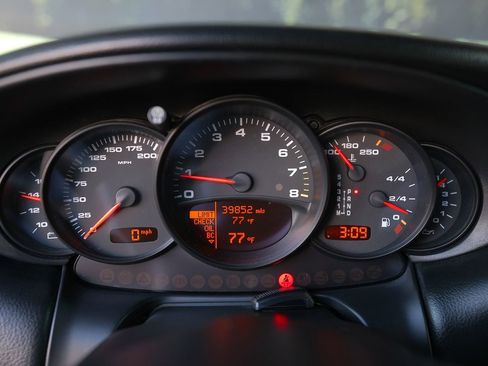 Used 2004 Porsche 911 Carrera image 15