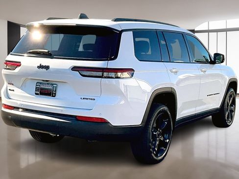 New 2025 Jeep Grand Cherokee L Limited w/ Black Appearance Package image 15