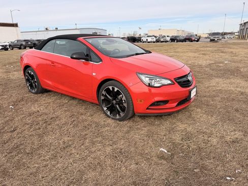 Used 2019 Buick Cascada Sport Touring w/ Dark Effects Package image 3
