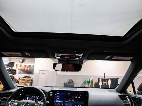 Used 2022 Lexus NX 350 350 Premium image 17