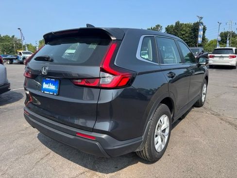 Used 2024 Honda CR-V LX image 2