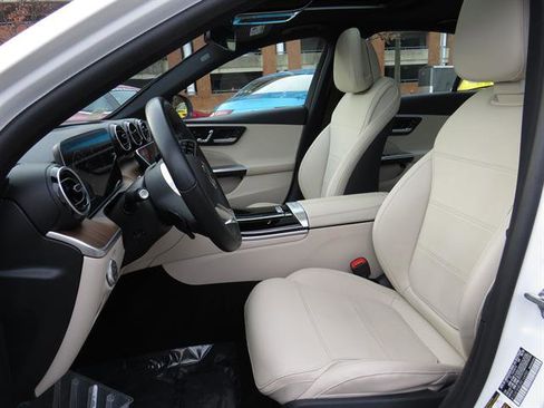 Used 2024 Mercedes-Benz C 300 4MATIC Sedan image 18