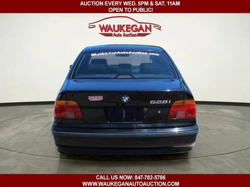 Used 1998 BMW 528i Sedan RWD image 6