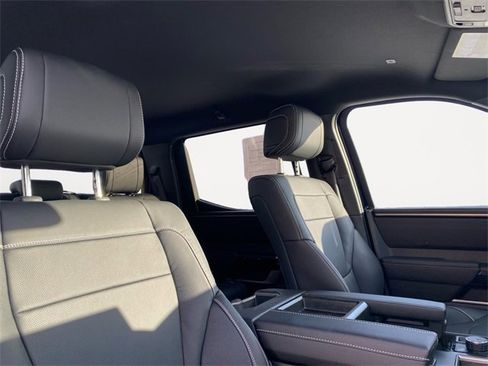 Used 2026 Toyota Tundra Limited w/ TRD Off-Road Package image 15