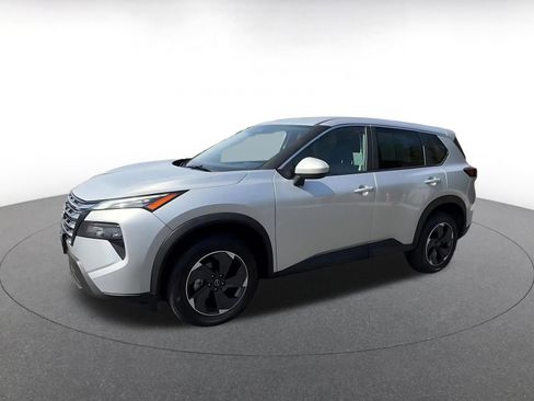 Used 2025 Nissan Rogue SV AWD/4WD image 8