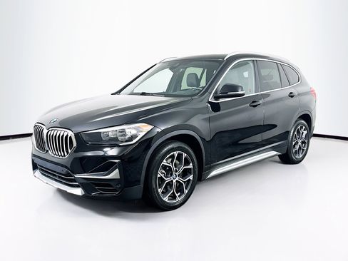 Used 2021 BMW X1 xDrive28i w/ Convenience Package image 3