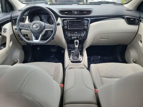 Used 2022 Nissan Rogue Sport SV AWD/4WD image 13