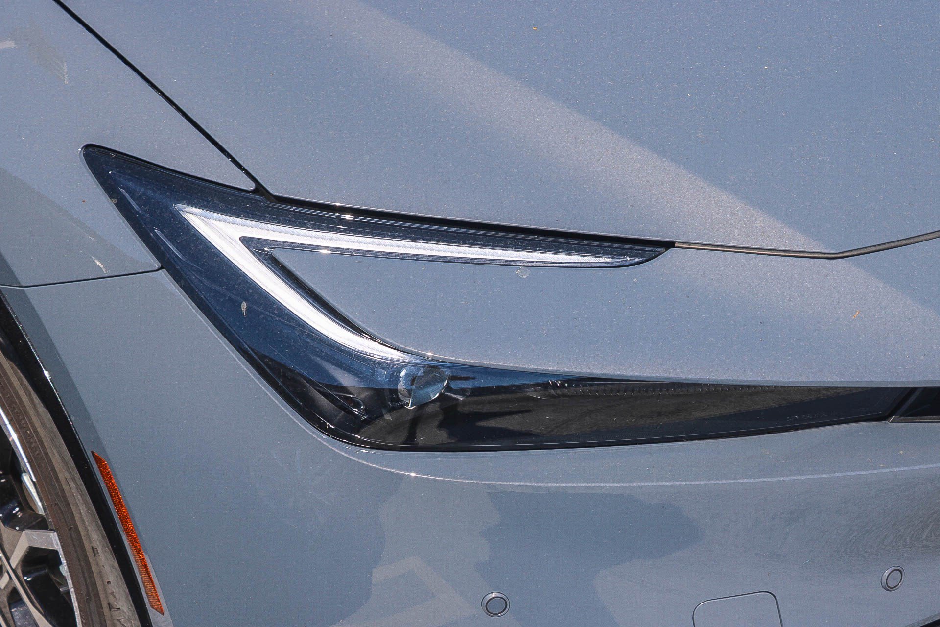 Used 2026 Toyota Prius Plug-In Hybrid FWD image 2
