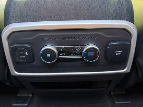 Used 2023 Ford Expedition Max XLT RWD image 22
