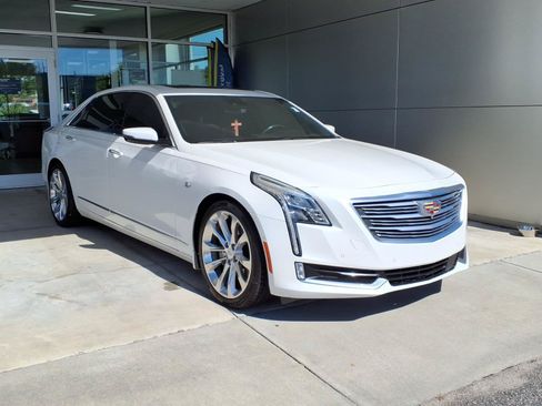 Used 2018 Cadillac CT6 Platinum AWD/4WD image 1