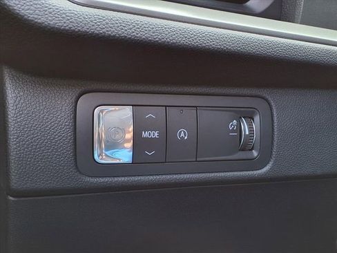 New 2026 Chevrolet Traverse LT w/ Driver Confidence Package image 23