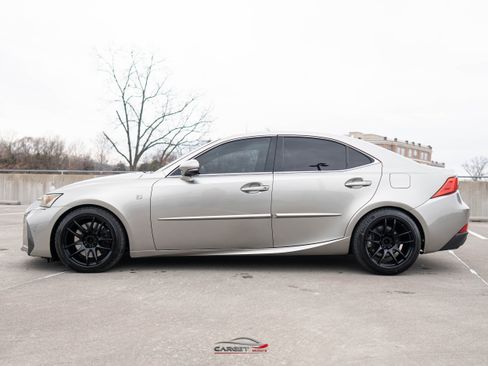 Used 2020 Lexus IS 300 F Sport w/ F Sport Package image 4