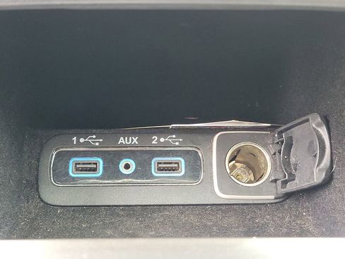 Used 2018 Jeep Grand Cherokee Overland image 31