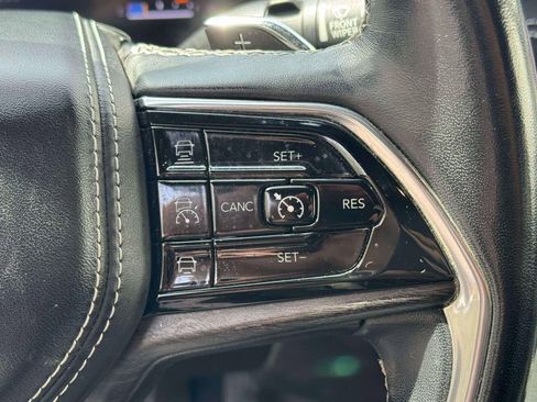 Used 2021 Jeep Grand Cherokee L Overland w/ Luxury Tech Group IV AWD/4WD image 20