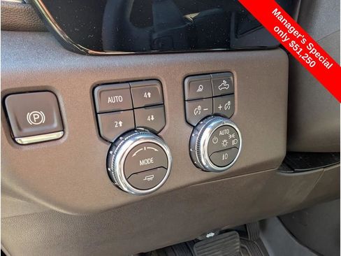 Used 2025 GMC Sierra 1500 SLT w/ SLT Premium Package image 17