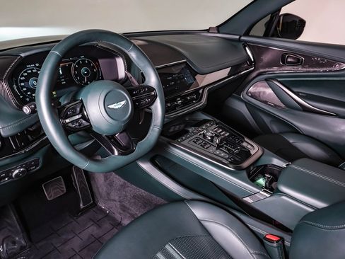 Used 2025 Aston Martin DBX 707 image 20