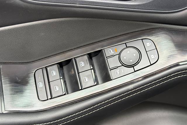 New 2026 Nissan Rogue SV FWD image 12