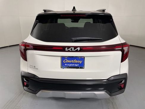 New 2026 Kia Seltos S image 7