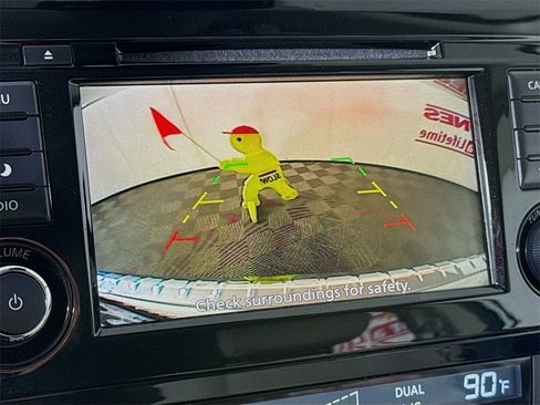 Certified 2022 Nissan Rogue Sport SV image 6