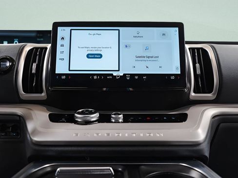 Used 2025 Ford Expedition Active image 17