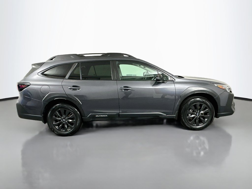 Used 2023 Subaru Outback Onyx Edition AWD/4WD image 4