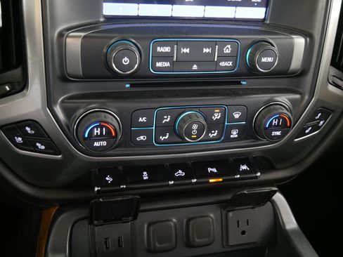 Used 2017 Chevrolet Silverado 1500 LTZ w/ Sport Package image 23