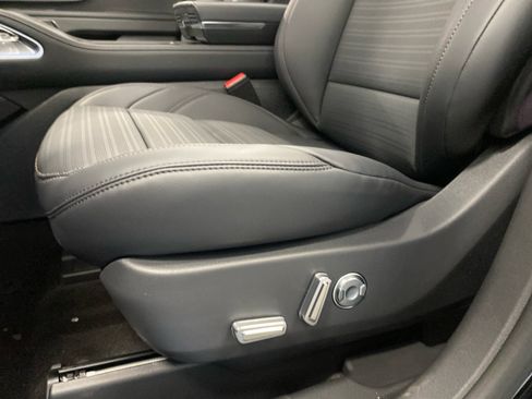 New 2026 Lincoln Nautilus Reserve w/ Jet Appearance Package image 15