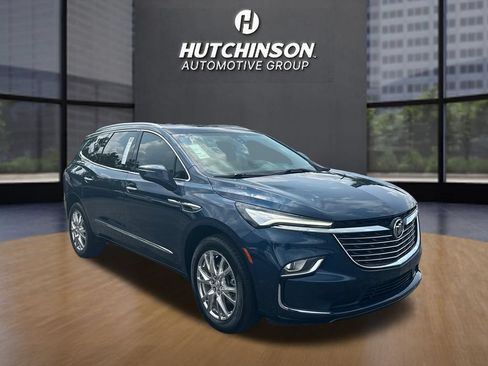Used 2023 Buick Enclave Premium FWD image 1