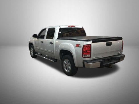 Used 2012 GMC Sierra 1500 SLE w/ Power Tech Package AWD/4WD image 2
