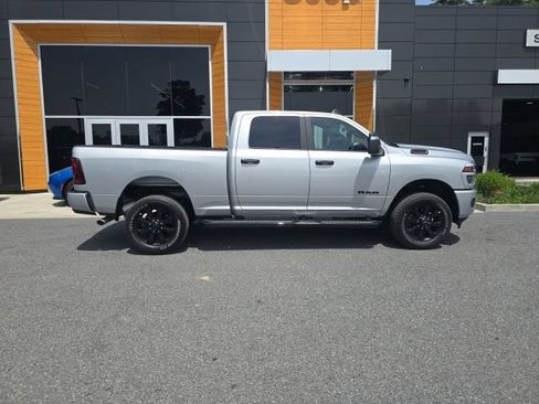 Certified 2026 RAM 2500 Big Horn AWD/4WD image 7