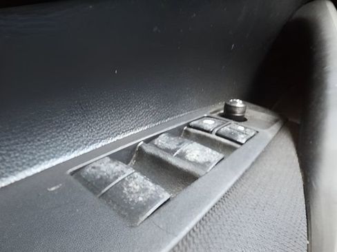 Used 2024 Toyota Corolla LE image 19