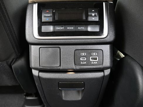 Certified 2025 Subaru Ascent Premium AWD/4WD image 17