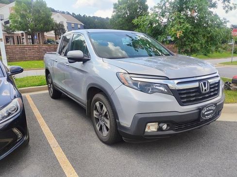 Used 2019 Honda Ridgeline RTL-T image 2