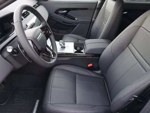 New 2025 Land Rover Range Rover Evoque S image 18