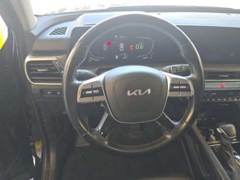 Used 2023 Kia Telluride S w/ S Sunroof Package AWD/4WD image 9