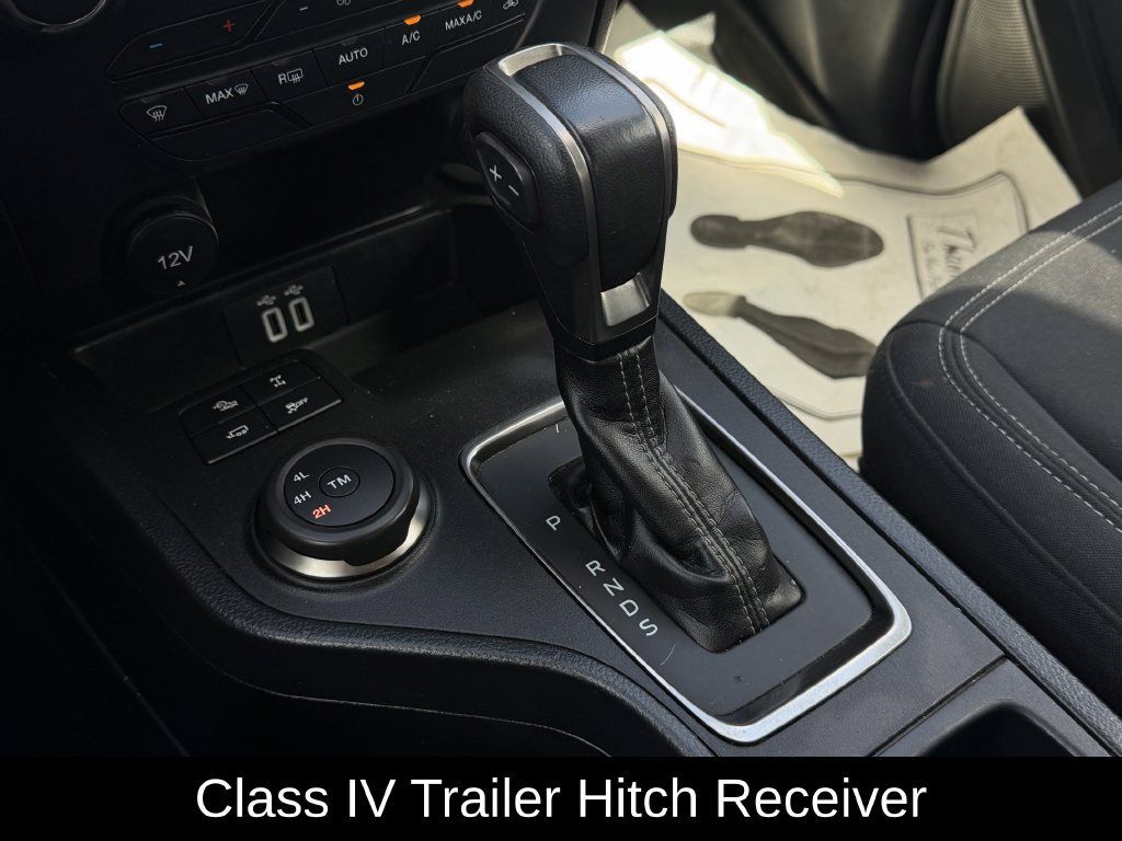 Used 2022 Ford Ranger XLT w/ Equipment Group 301A Mid AWD/4WD image 22