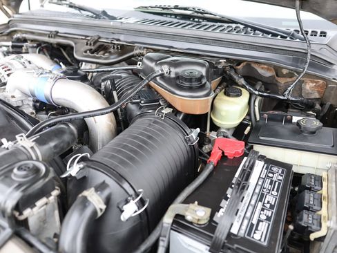 Used 2003 Ford Excursion Eddie Bauer image 46