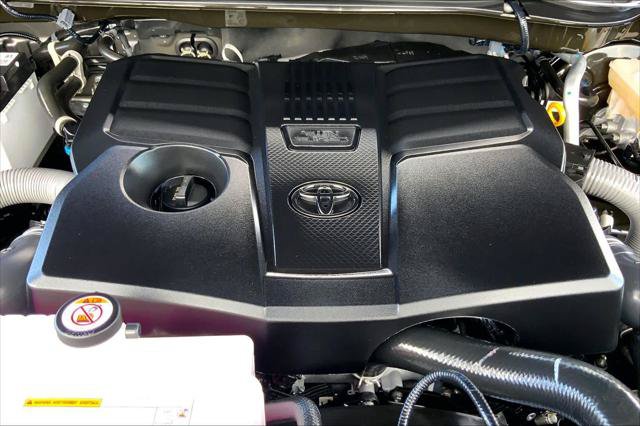 Certified 2026 Toyota Tundra SR5 w/ SX Package AWD/4WD image 32