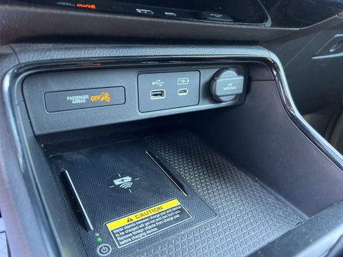 Used 2024 Honda CR-V EX-L image 34