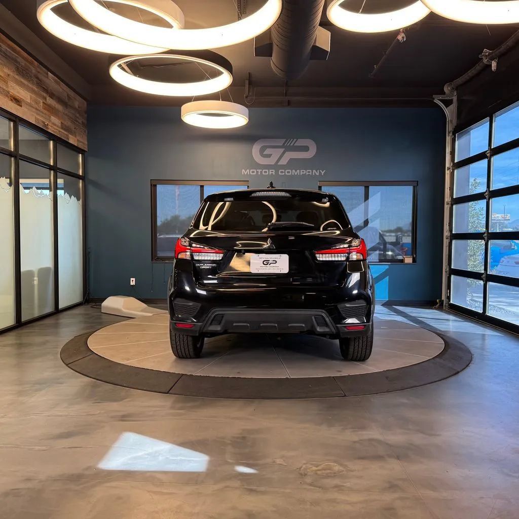 Used 2020 Mitsubishi Outlander Sport ES AWD/4WD image 4