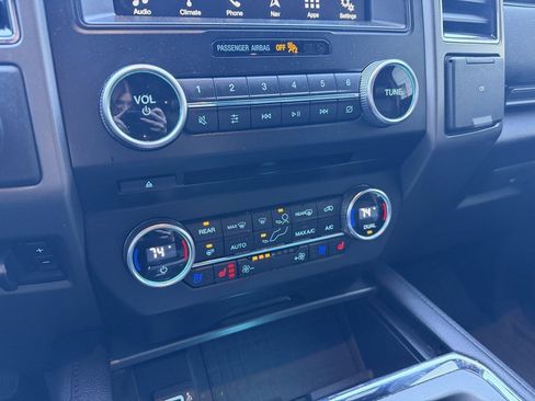 Used 2018 Ford Expedition XLT w/ Equipment Group 202A image 21