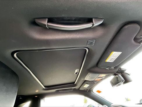 Used 2018 Dodge Challenger R/T Scat Pack image 12