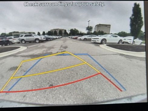 Used 2025 Hyundai Elantra SEL FWD image 12