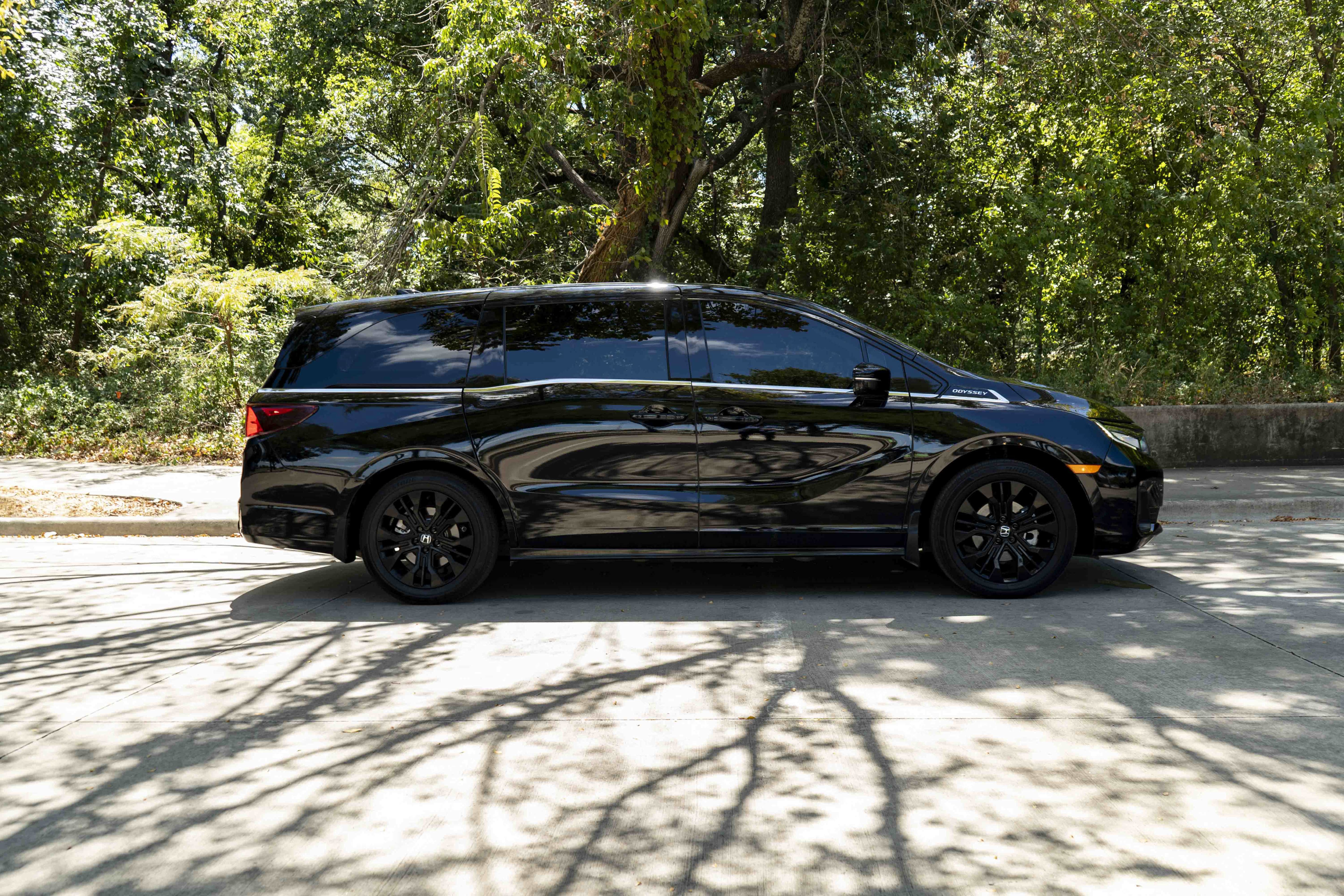 Used 2025 Honda Odyssey Sport-L image 10