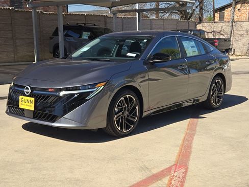 New 2026 Nissan Sentra SR image 7