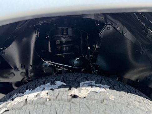 Used 2014 Toyota Tacoma 4x4 Regular Cab image 62