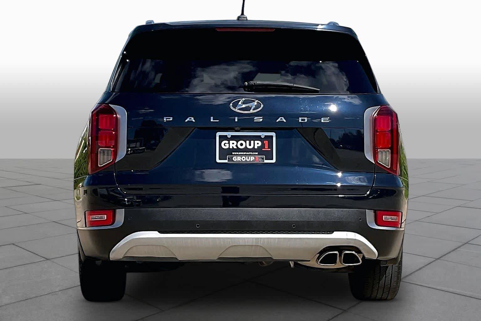 Used 2020 Hyundai Palisade SEL w/ Convenience Package FWD image 4