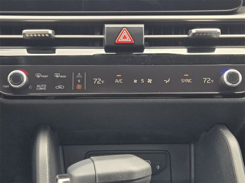 New 2026 Kia Sportage EX w/ EX Panorama Roof Package image 13